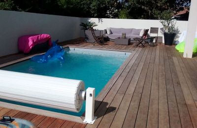 Piscine maçonnée avec terasse